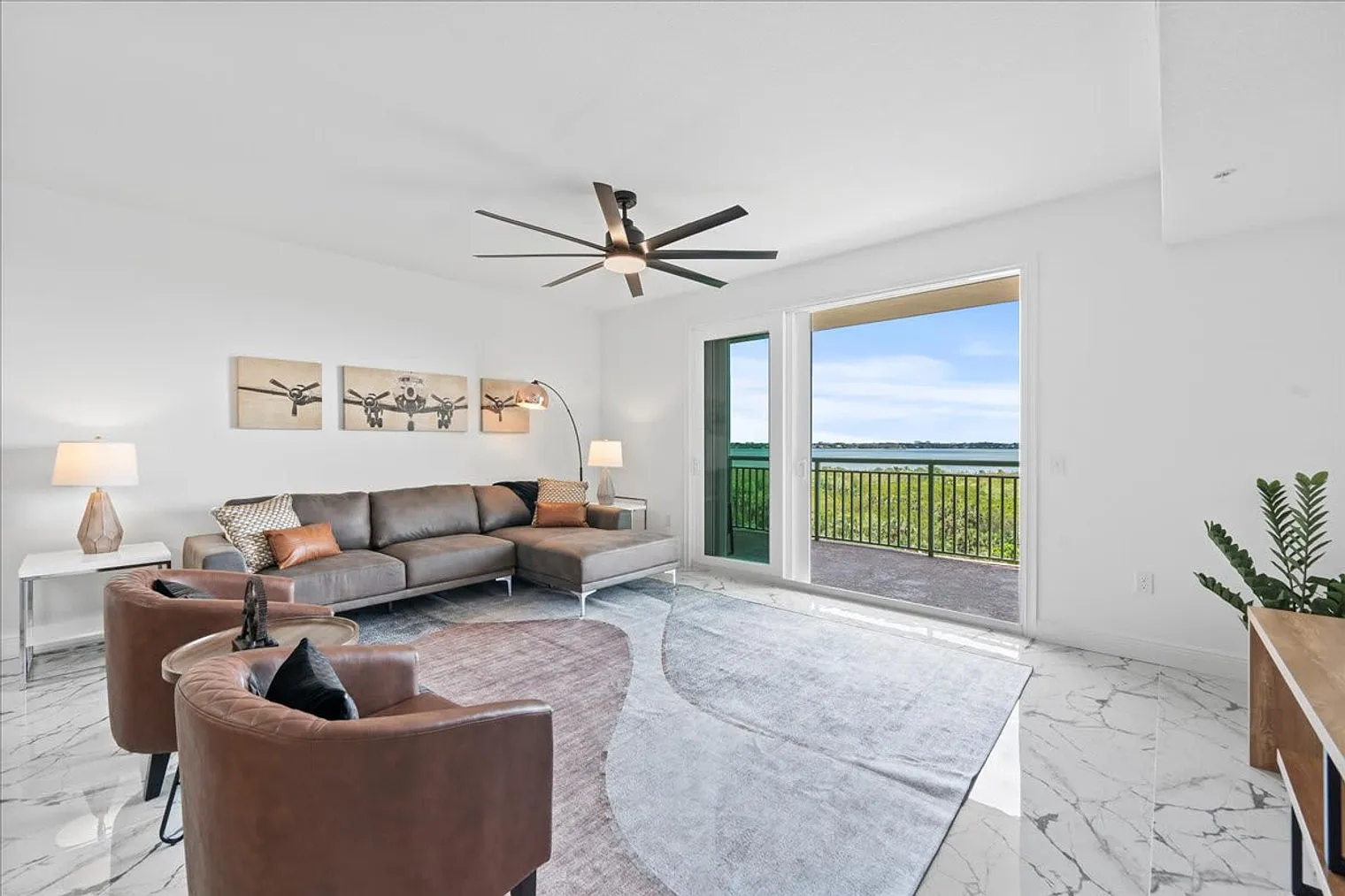 3 bed, 3.0 bath, 2174 sqft, $6,662 — Photo 1
