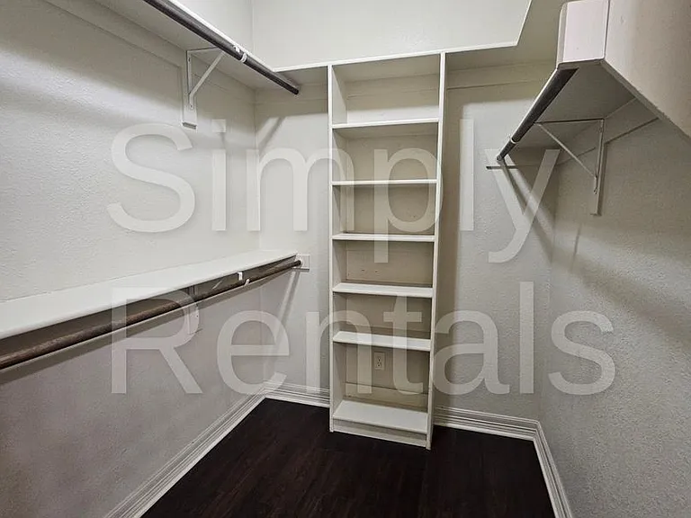 509 Baylor Dr — Photo 9
