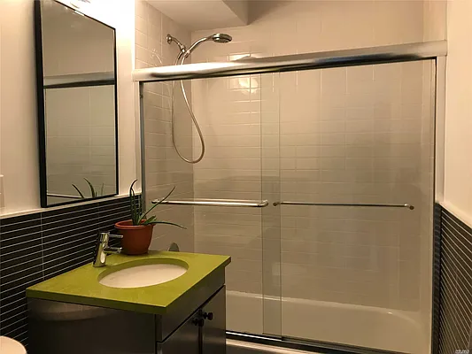 Sold by Douglas Elliman | media 21