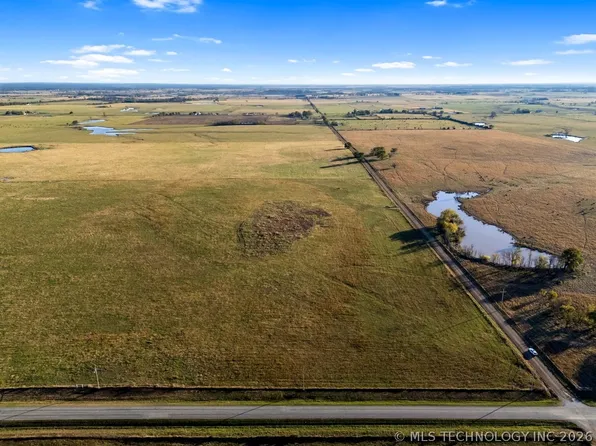4 E 330th Rd, Big Cabin, OK 74332