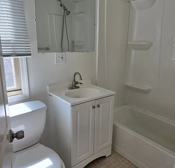 439 W Walnut Ave — Photo 3