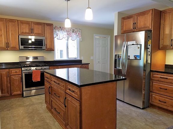 5th image of 30880 Southwoods Dr