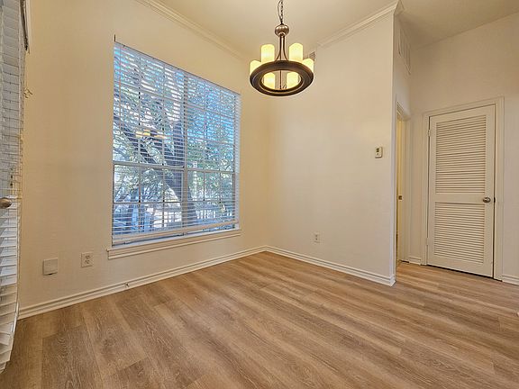 5th image of 3311 Blackburn St APT 104