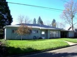 1009 NW Bellevue Pl, Grants Pass, OR