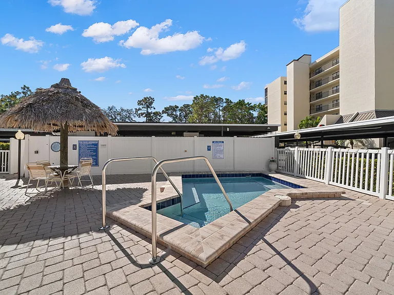 2700 Cove Cay Dr #3F — Photo 25