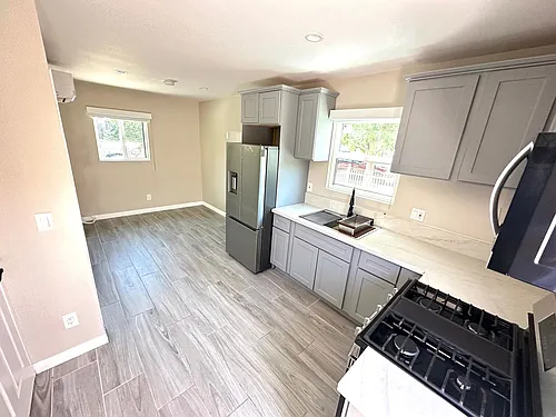 Gorgeous 1BD/1BA all appliances included. Move in ready!! Photo 1 Gorgeous 1BD/1BA all appliances included. Move in ready!! Photo 1