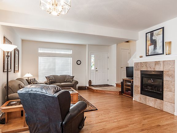 Real hardwood flooring 