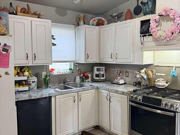 2nd image of 15780 N SUNNY Lane