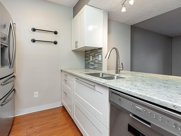 3rd image of 2276 Sandman Dr #67E