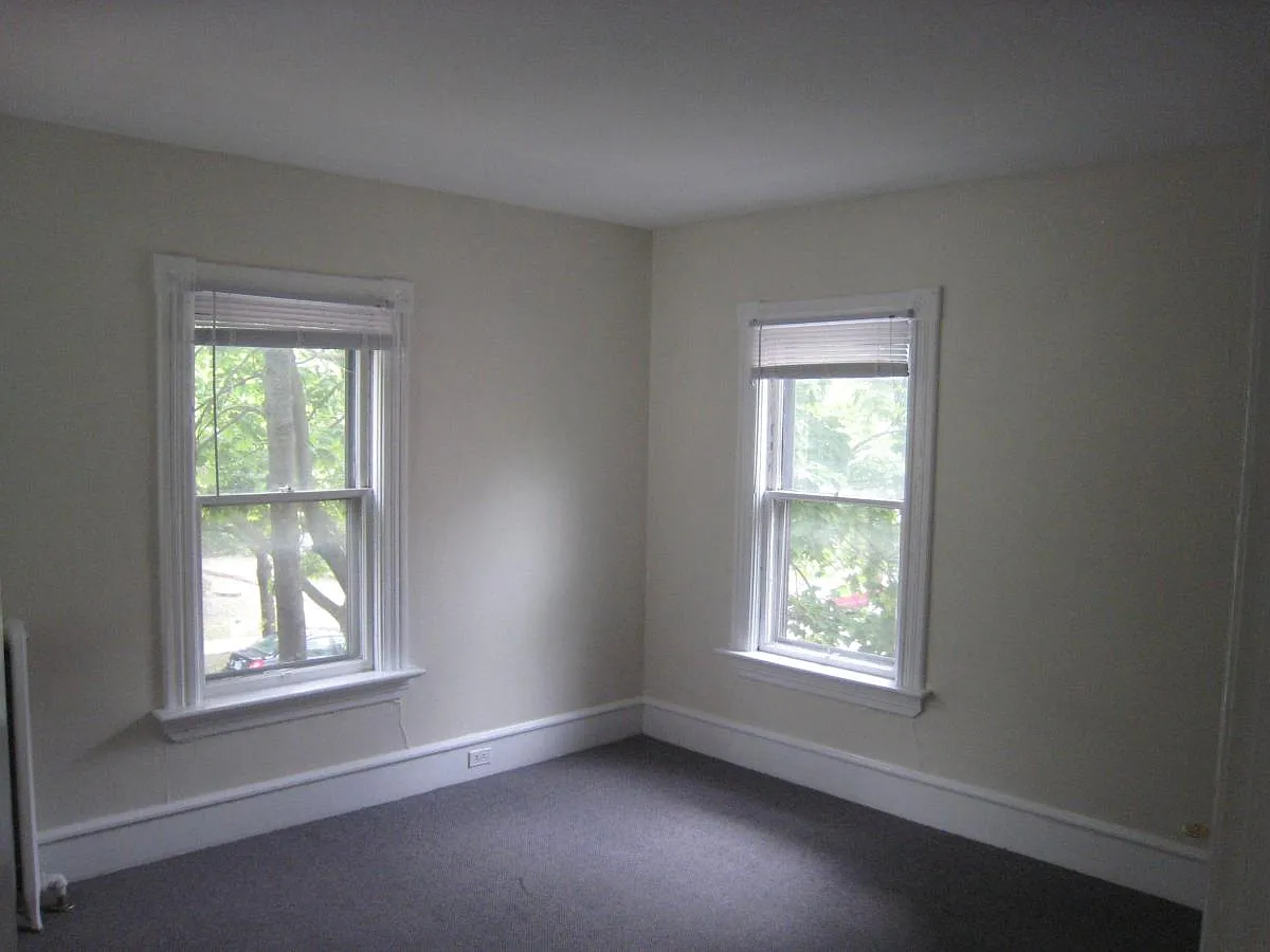 4 bed, $4,200 — Photo 4