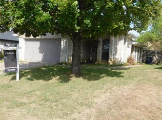 10630 Lone Pine Ln, Fort Worth, TX 76108