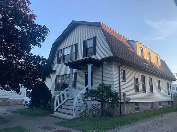 2nd image of 13 Jonathan St #1