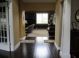 140 S Rockingham Way, Buffalo, NY 14228