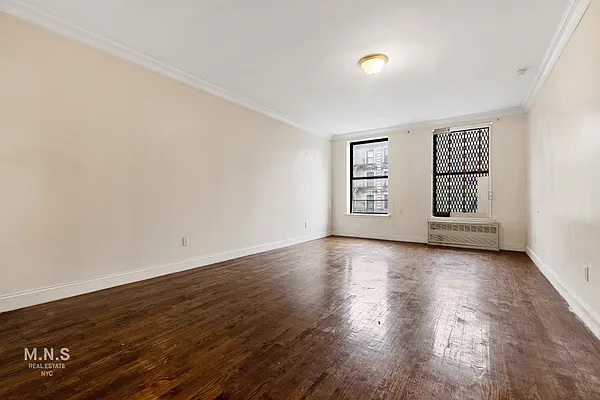 Rented by MNS | media 2