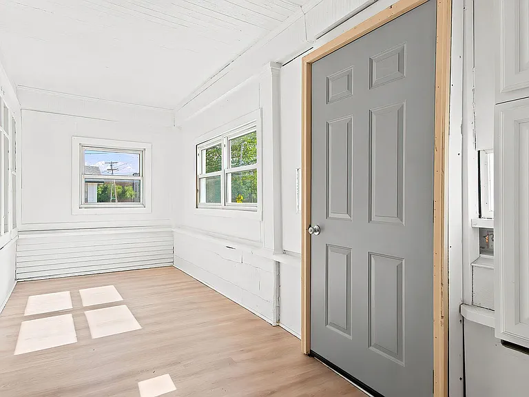 6929 13th Ave #1 — Photo 2