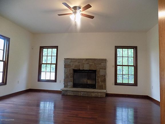 4th image of 2630 Huck Ln