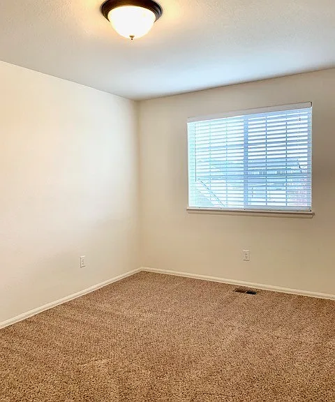 1511 Woodcock St — Photo 12