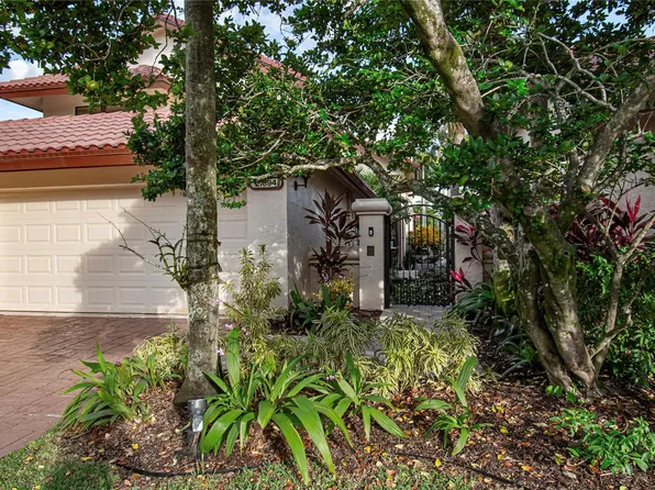 21694 Town Place Drive, Boca Raton, FL 33433