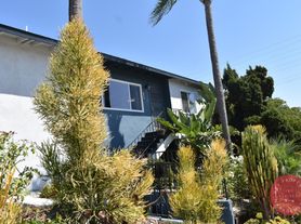 1641-1643 S. 40th Street, 1641