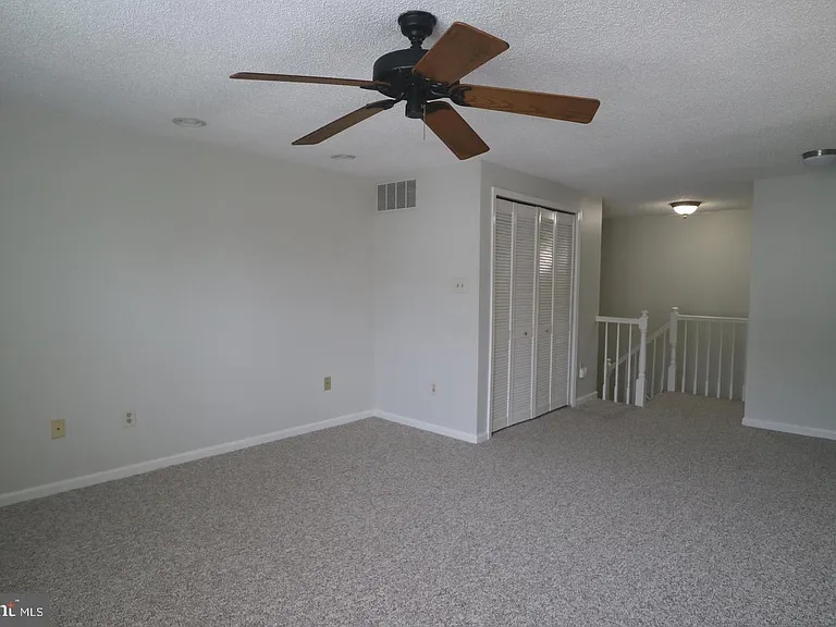 2406 Brookhaven Dr — Photo 13