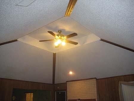 4th image of 202 Iroquois Ln