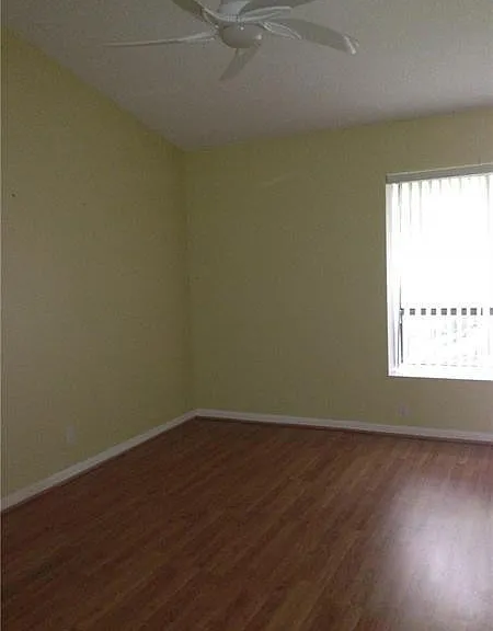 4716 NW 82nd Ave — Photo 15