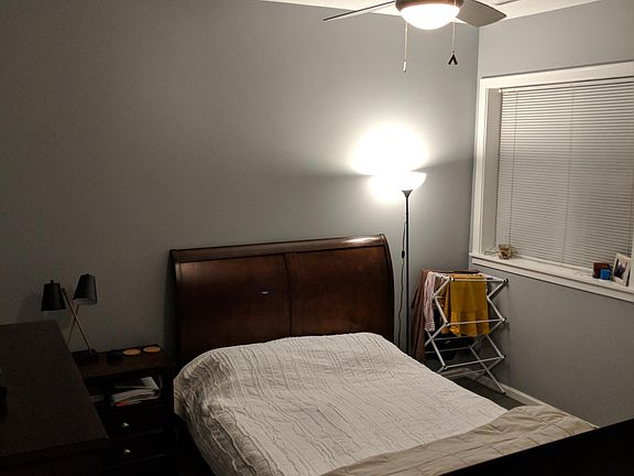 3rd image of 1113 W Lill Ave #1EG