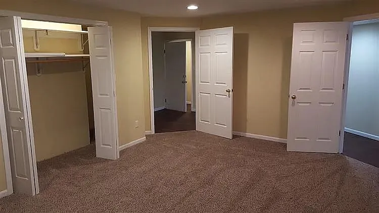501 Dustin Dr — Photo 17