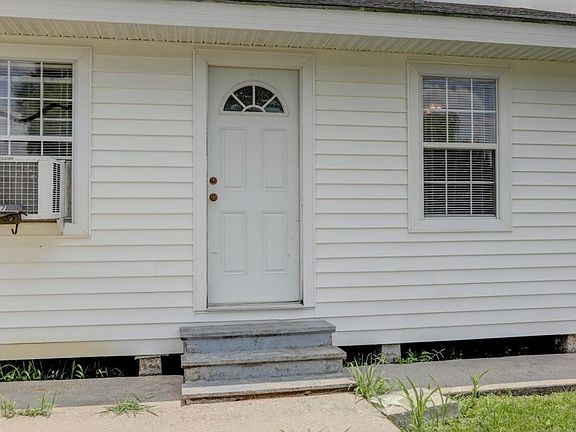 4th image of 1217 Saint Jude Ave