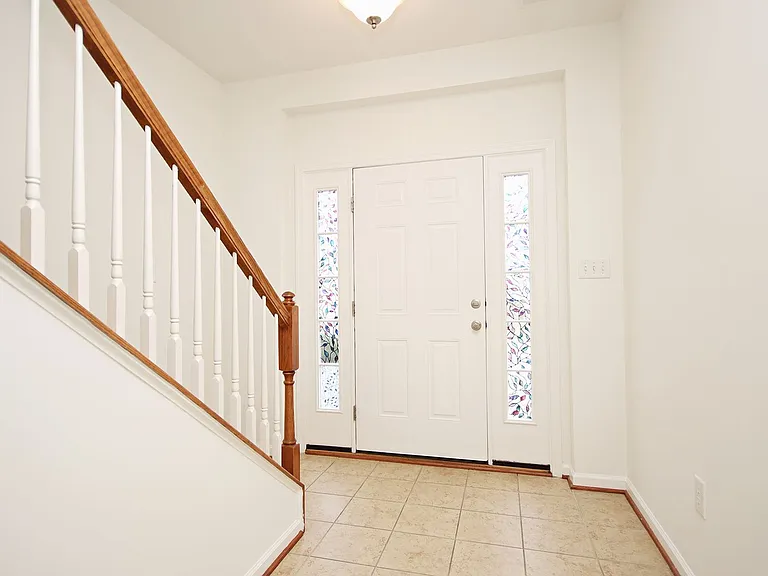 1557 Montessori Ter — Photo 2