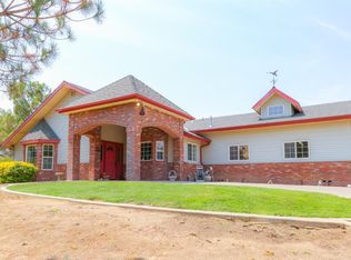 6433 Big Oak Rd, Sanger, CA 93657