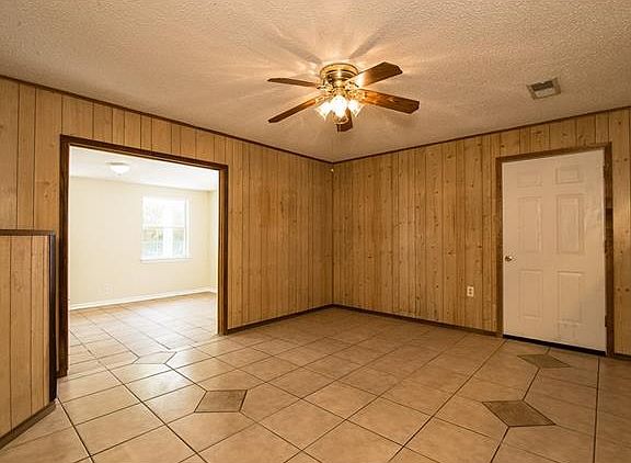 4th image of 4209 Broken Arrow Dr