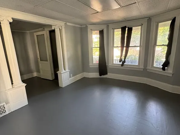 1954 N 40th St, Milwaukee, WI 53208