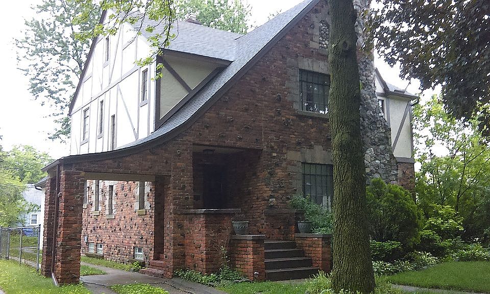 1st image of 703 S Connecticut Ave