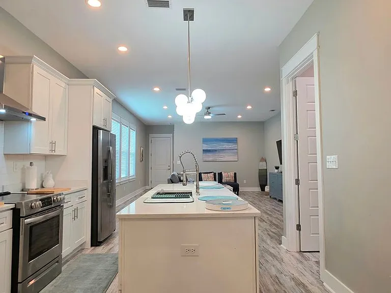 8088 Carmel Cir — Photo 6