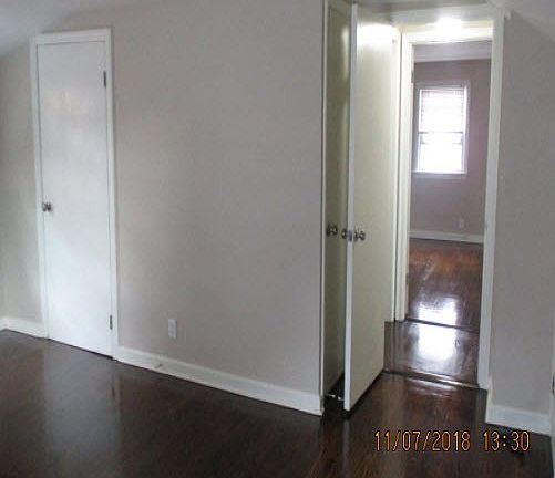 4th image of 1334 Murray Ave