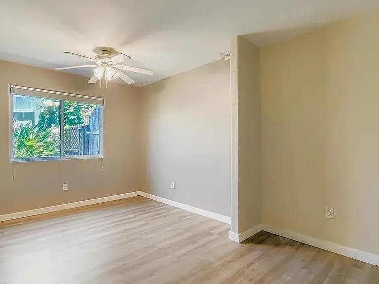 2045 Goshawk St #A — Photo 14