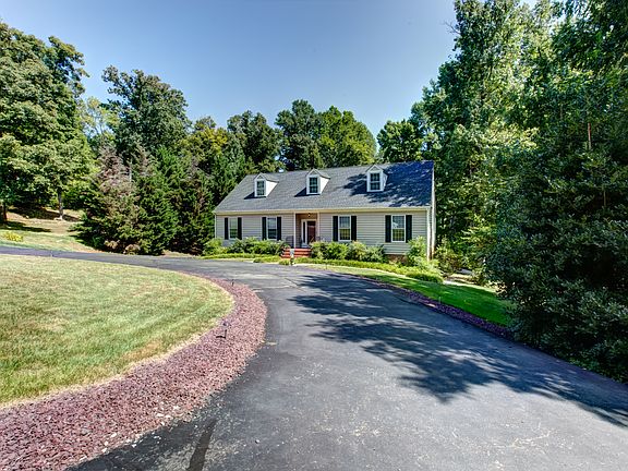 2nd image of 14222 Country Club Ct