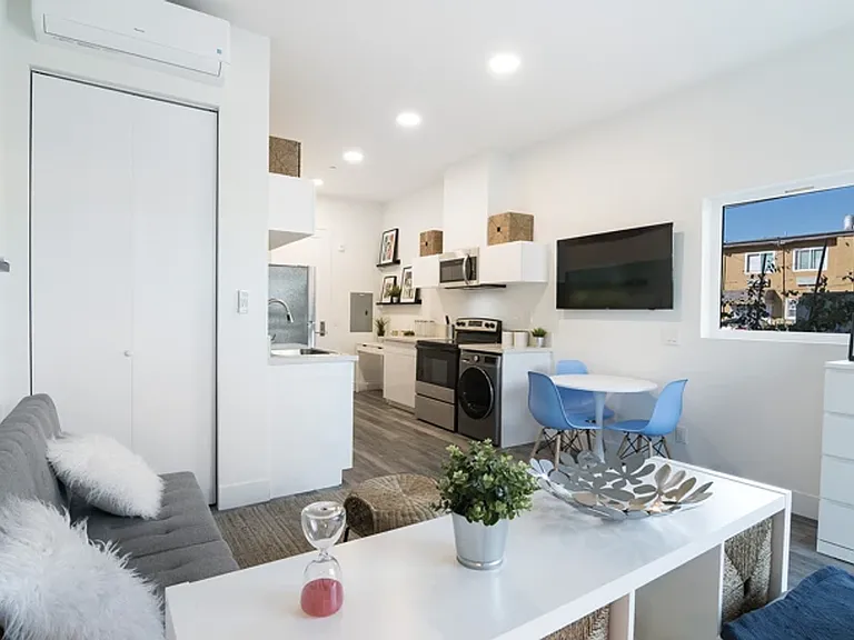 13919 South Normandie Ave Gardena — Photo 11