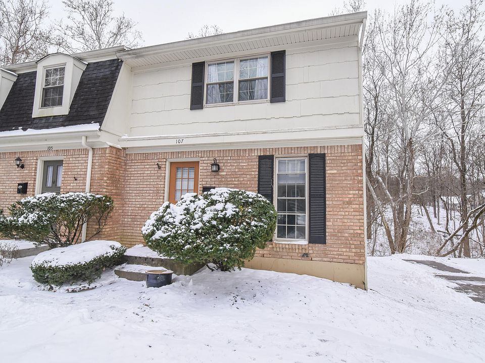 1st image of 107 Deauville Ct