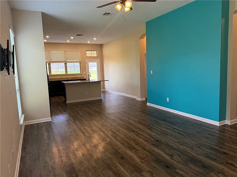2071 Positano Loop — Photo 5