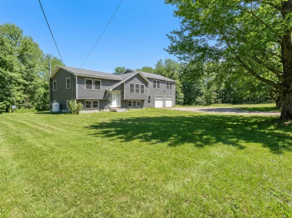 866 S Strong Road, Strong, ME 04983