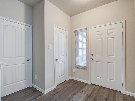 4th image of 3620 Cub Dr