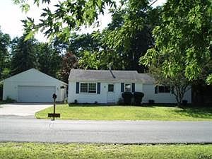 1st image of 14 Hudson Dr