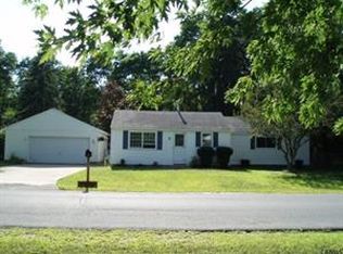 14 Hudson Dr, South Glens Falls, NY 12803