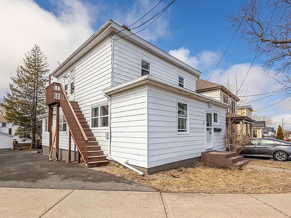 2nd image of 3 Davenport Rd
