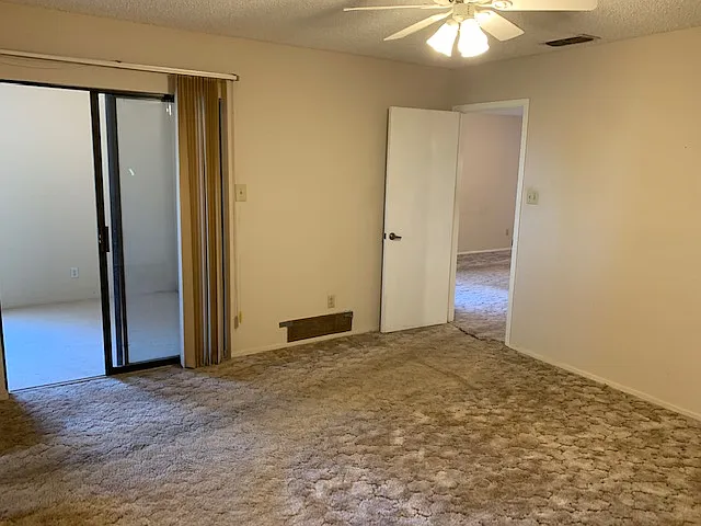 4074 Russell Ave — Photo 17