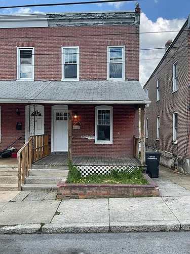 225 Madison St Photo 1
