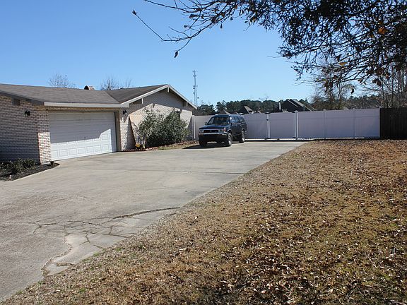 side view of front yard