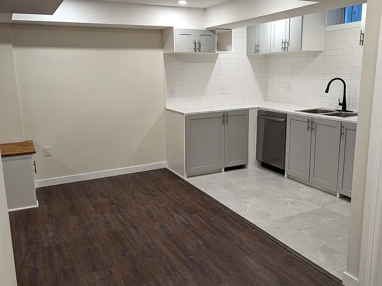 100 Westgate Ave #BASEMENT — Photo 6